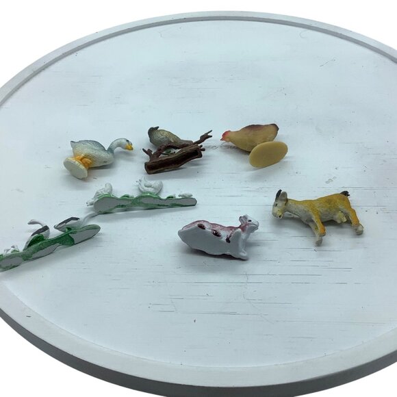 Vtg Miniature Farm Animal Figurine Set Lot of 7 Goat Chickens Goose Duck Cow - Picture 2 of 12
